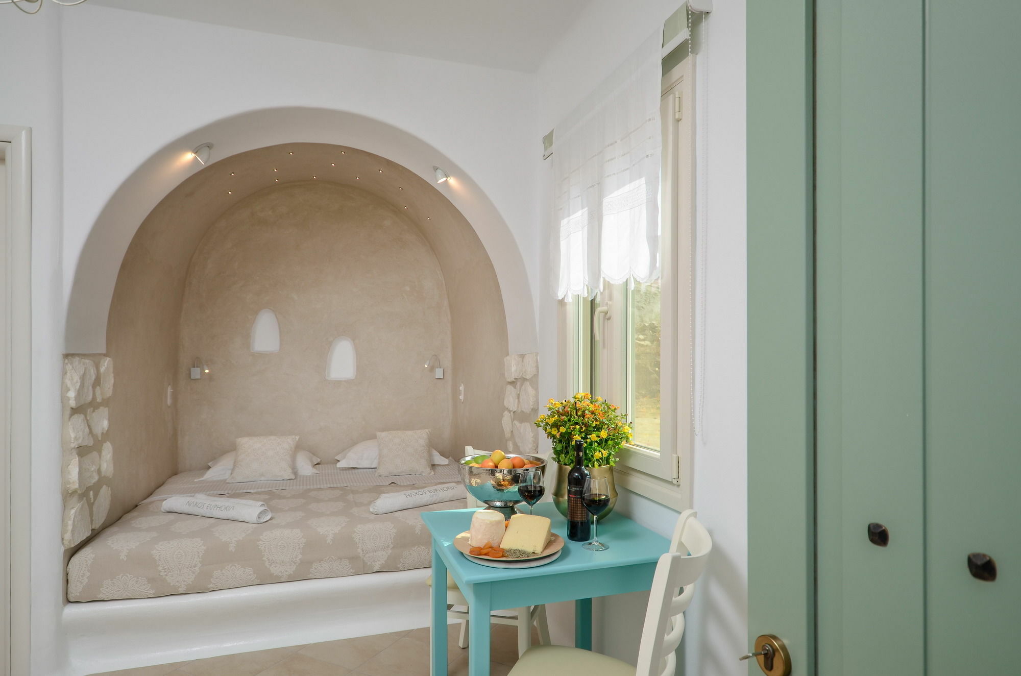 Naxos Euphoria Suites Stelida  Exterior photo